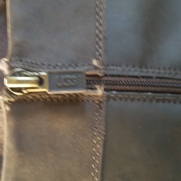 Ugg Brown Boots Size 6 - Picture 7 of 7